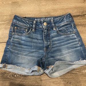 AEO | Hi Rise Shortie Short Pockets 2